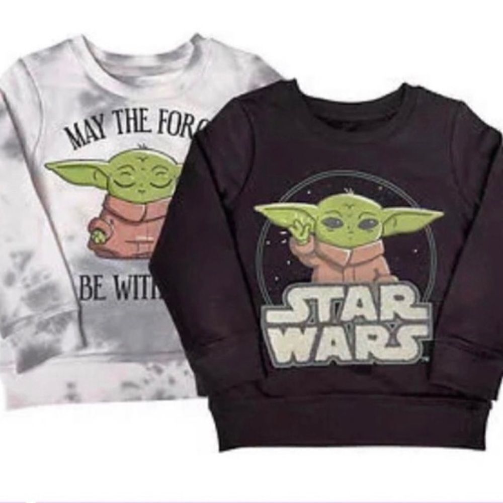 Star Wars  manadalorian baby yoda sweatshirts